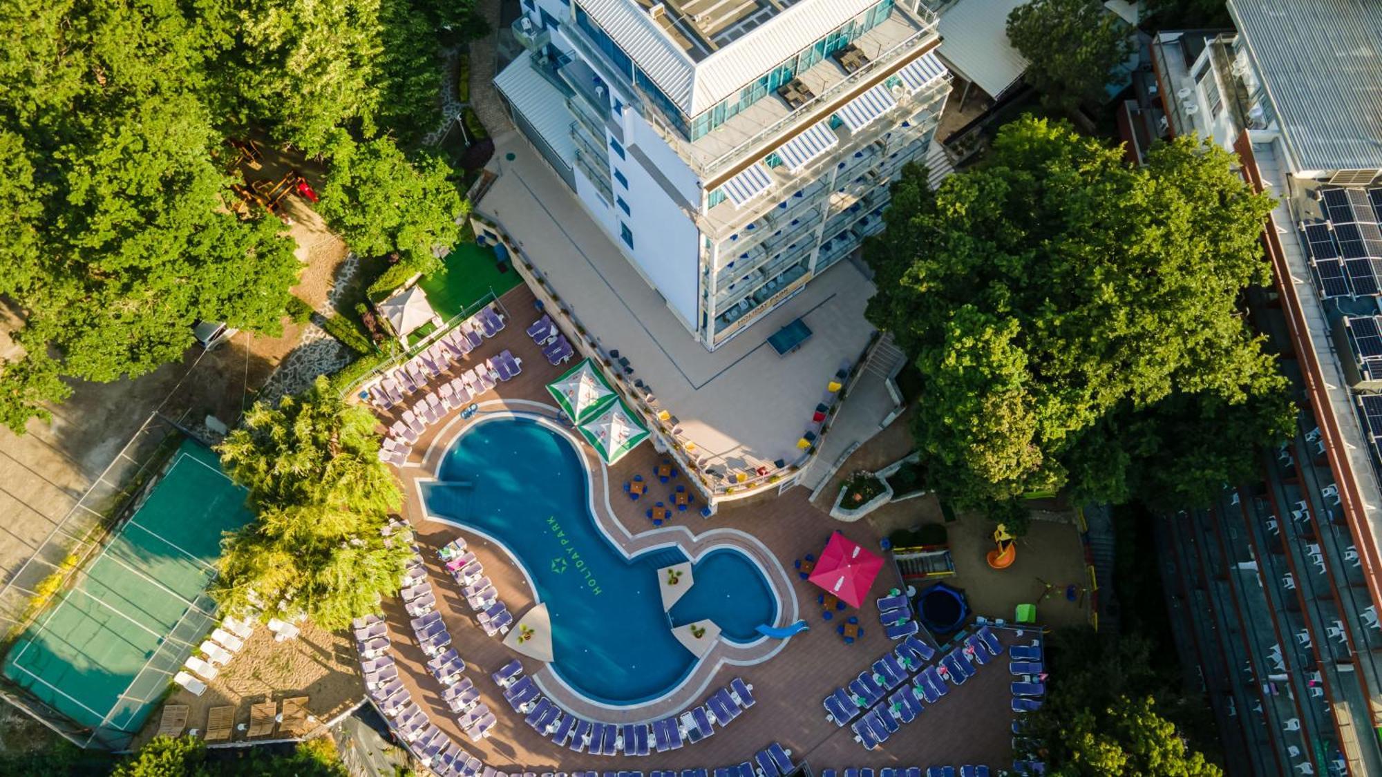 Bsa Holiday Park Hotel Golden Sands Exterior photo